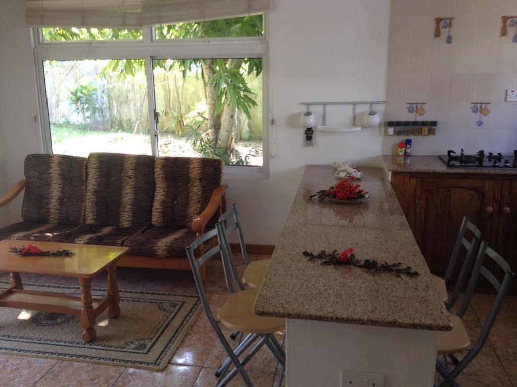 Marl Self Catering Villa Pointe La Rue Eksteriør bilde
