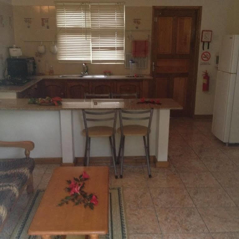 Marl Self Catering Villa Pointe La Rue Eksteriør bilde